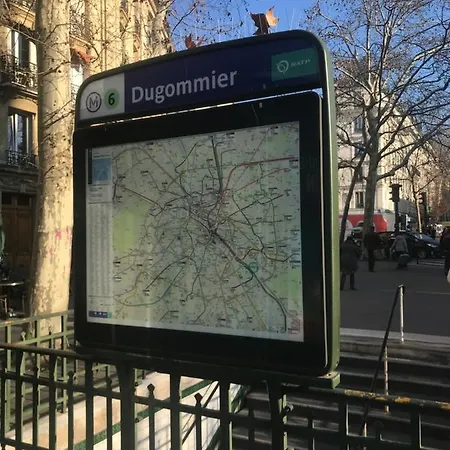 Superbe Paris/bercy * Parigi